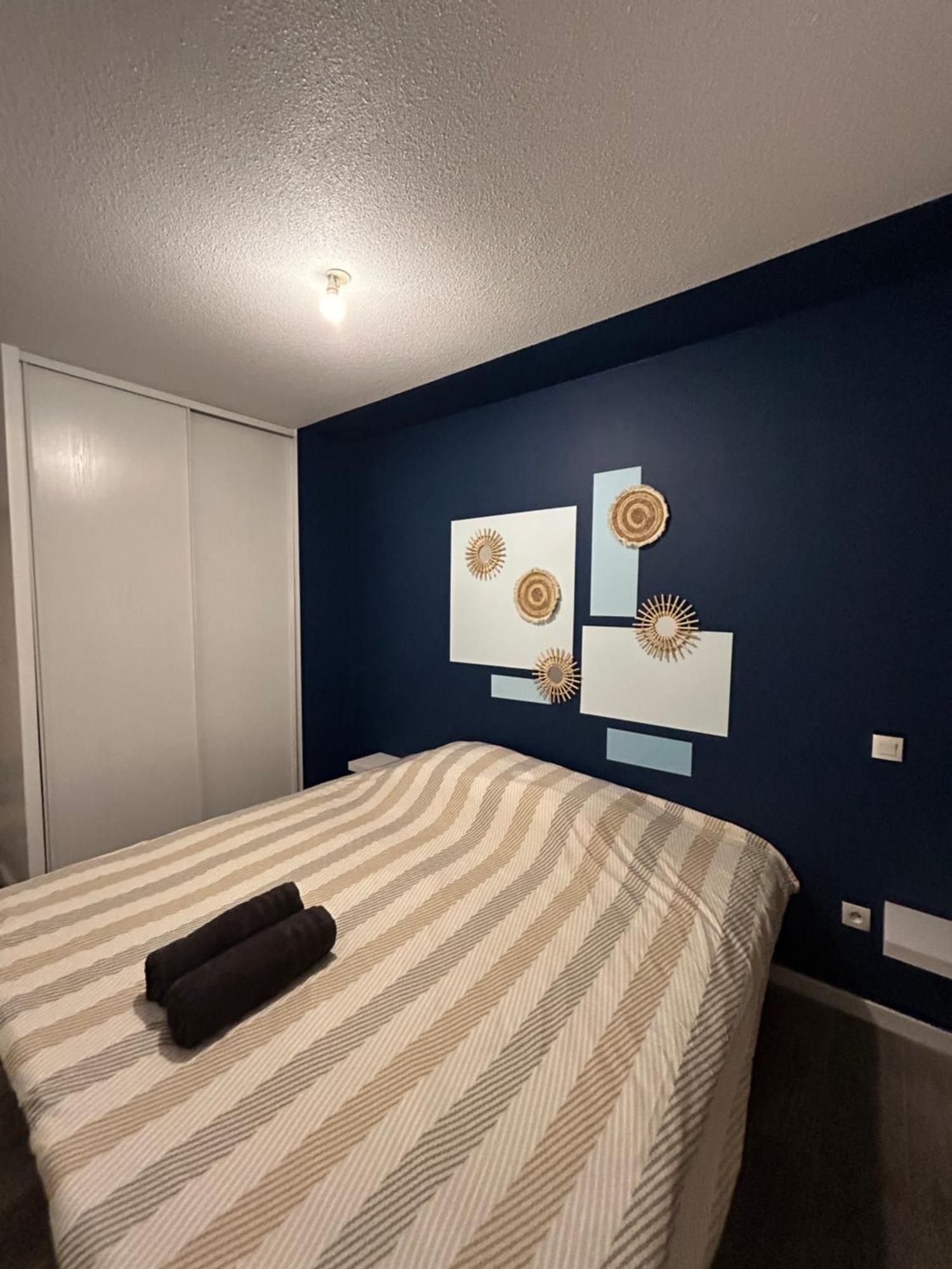 Appartement Cosy Agen Centre Avec Lit King Size Luaran gambar